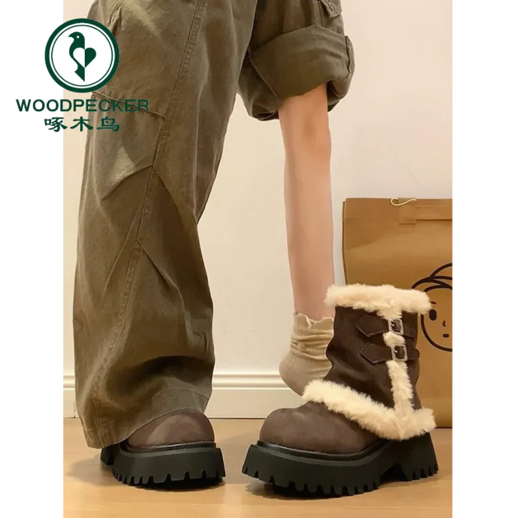 啄木鸟厚底中筒雪地靴女款2025新款冬季皮毛一体加绒保暖毛毛棉鞋