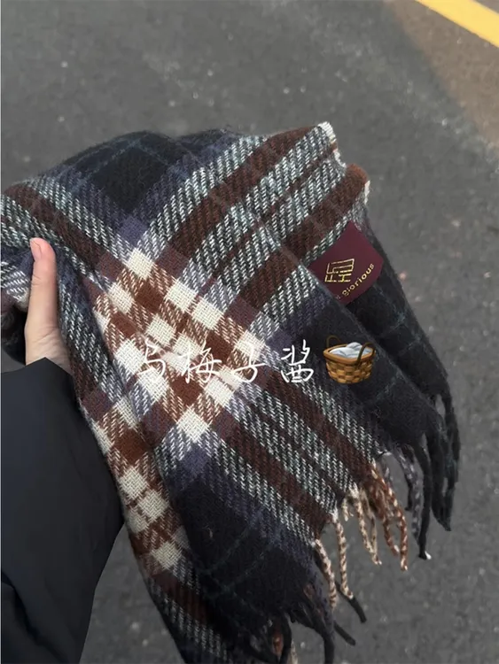 乌梅子酱新款保暖围巾女秋冬加厚韩系格子围脖氛围感情侣百搭