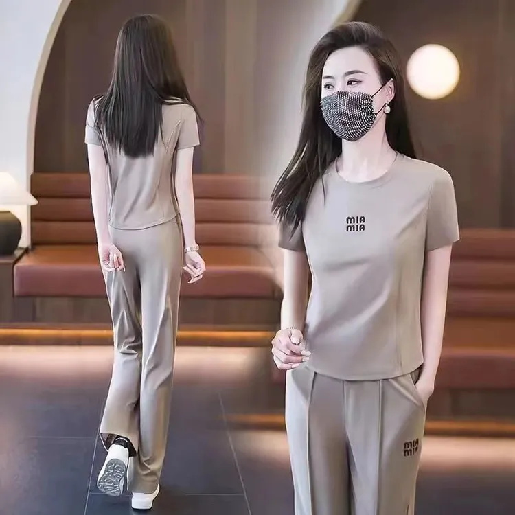 2025年新款夏季圆领运动休闲套装女时尚宽松显瘦直筒裤两件套