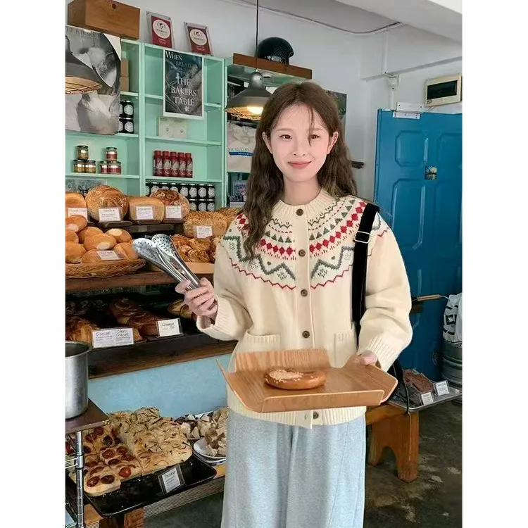 复古印花费尔岛圆领针织开衫女春秋宽松软糯亲肤百搭毛衣外套上衣