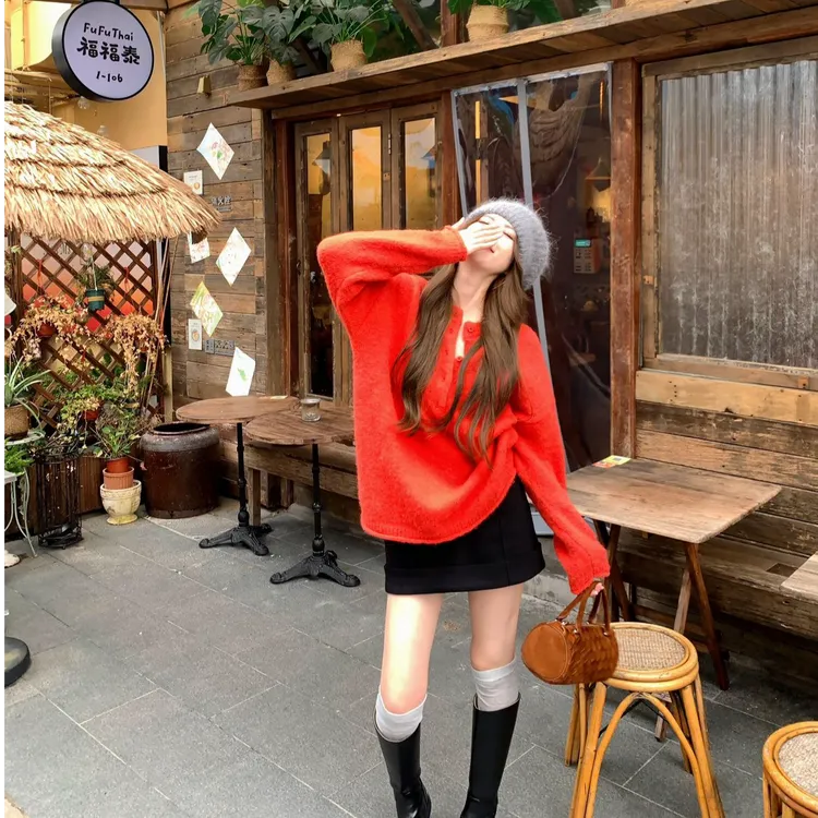 秋季新版时尚套装韩风v领套头软糯慵懒风套头毛衣性感辣妹半身裙