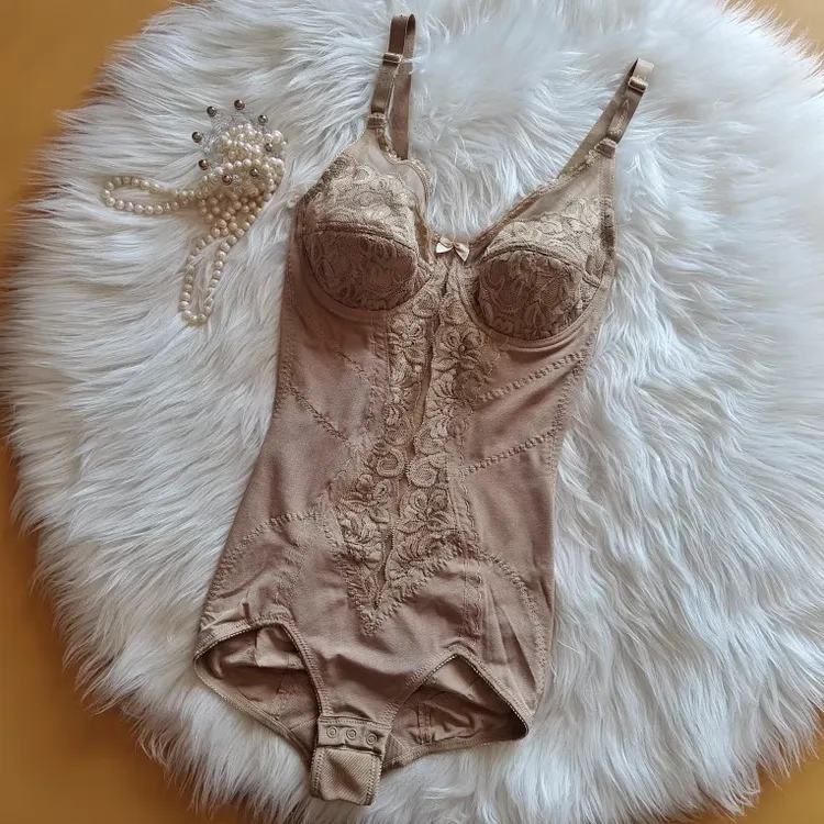 薄款强压大罩杯有钢圈收腹提臀连体衣塑型收胃提臀托胸收腰紧致