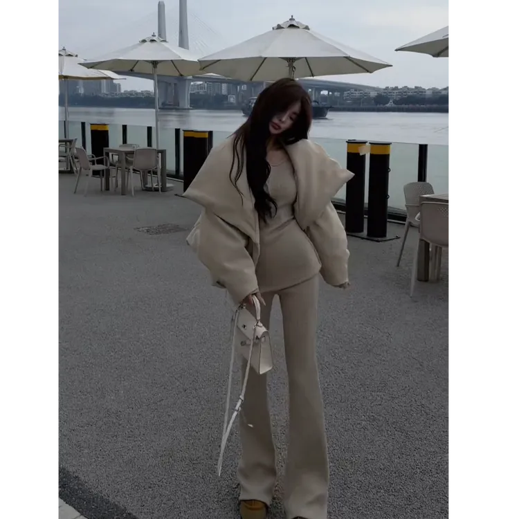 流行一整套2025秋冬新款时尚气质减龄打底衫外套裤子三件套