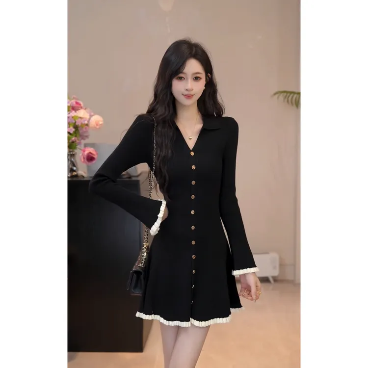 YUANLIANSU/圆脸酥【落日藏匿】新款小香风法式V领收腰显瘦连衣裙