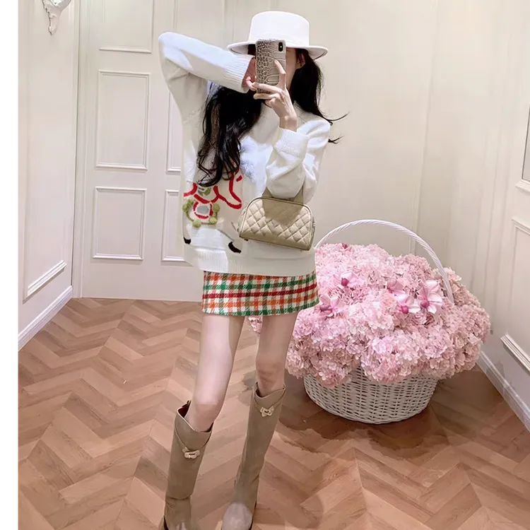 独特漂亮毛衣女高级感减龄小马针织衫新年穿搭格纹半身裙两件套装