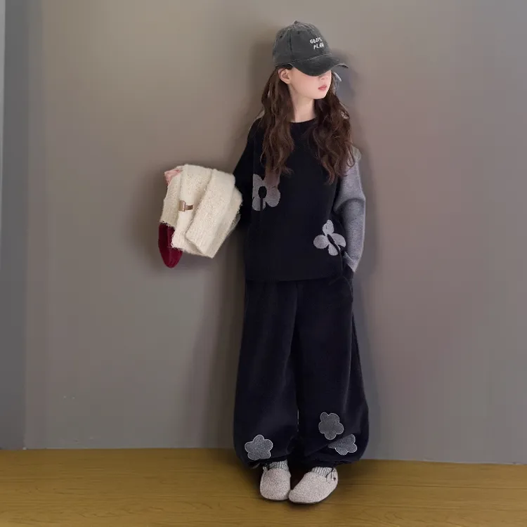 女童超好看韩系套装秋冬2025新款女大童加厚毛衣加绒灯芯绒运动裤