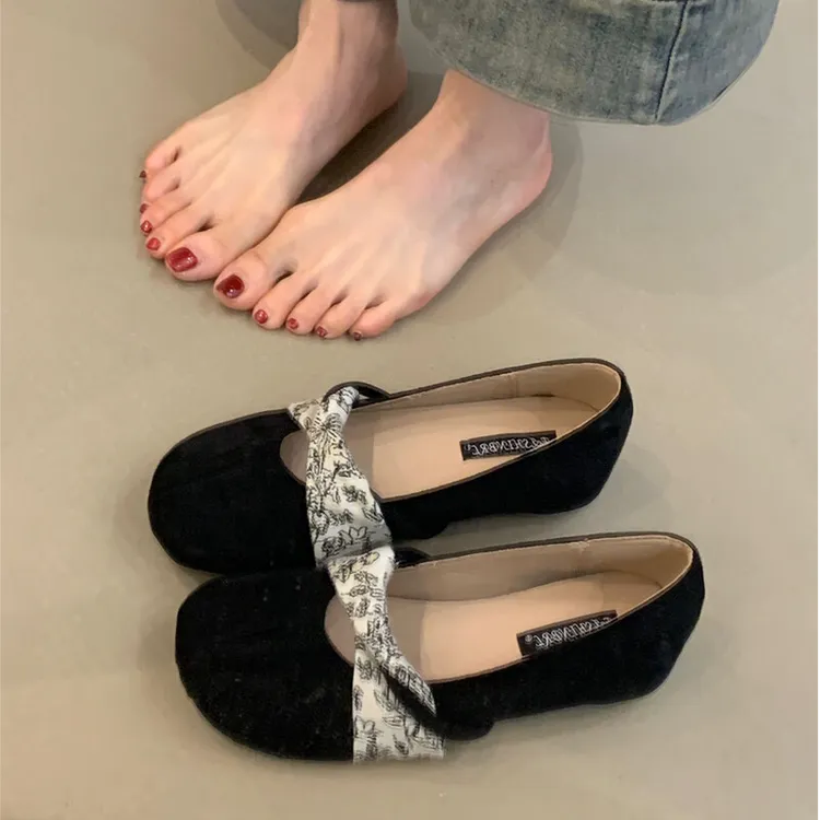 830-9复古玛丽珍鞋法式气质优雅绒面圆头浅口内增高芭蕾单鞋