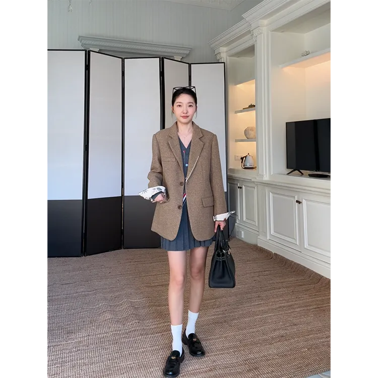 郭九九呢 羊毛气质设计感宽松显瘦撞色毛呢西装外套 G925T14412
