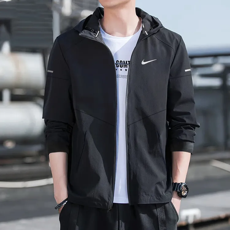 Nike耐克梭织连帽夹克男春季新款运动服黑色休闲跑步外套DD4747