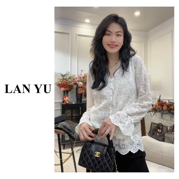 【精致姐姐】大码新款胖mm设计感休闲打底蕾丝衬衫显瘦洋气穿搭