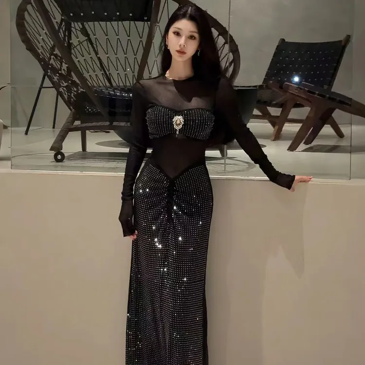 纯欲性感圆领网纱拼接长袖烫钻收腰显瘦宴会礼服连衣裙
