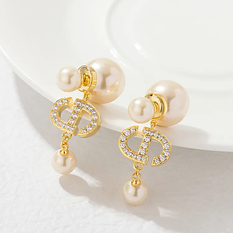 铜合金仿珍珠耳饰 【精致气质时尚个性轻奢设计感】金色猪鼻耳钉