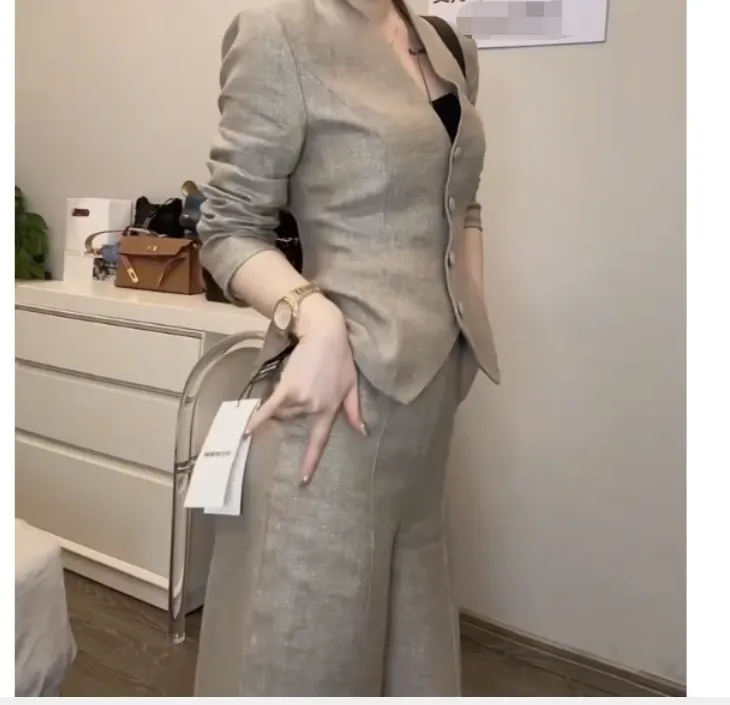 2025春季新款时尚女装网红气质爆款百搭套装女叶O