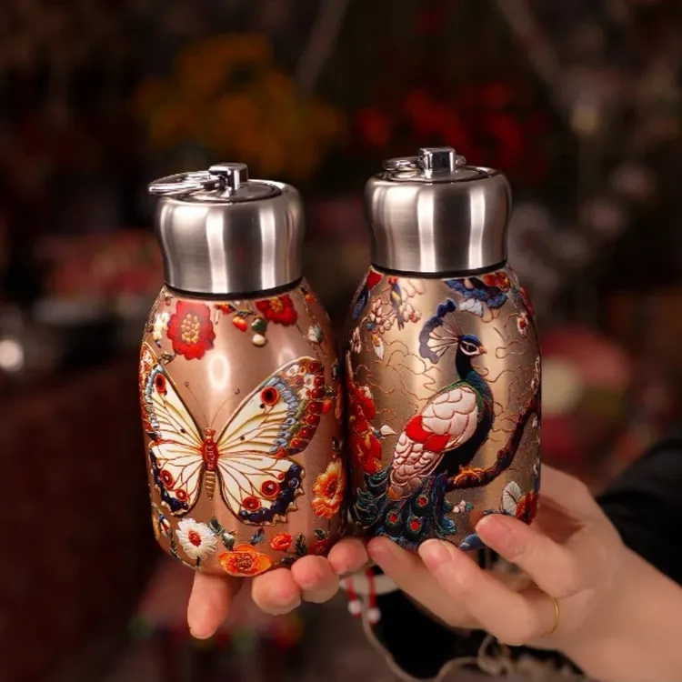 新款国潮风复古金孔雀蝴蝶水杯便携创意不锈钢高颜值小胖丁保温杯