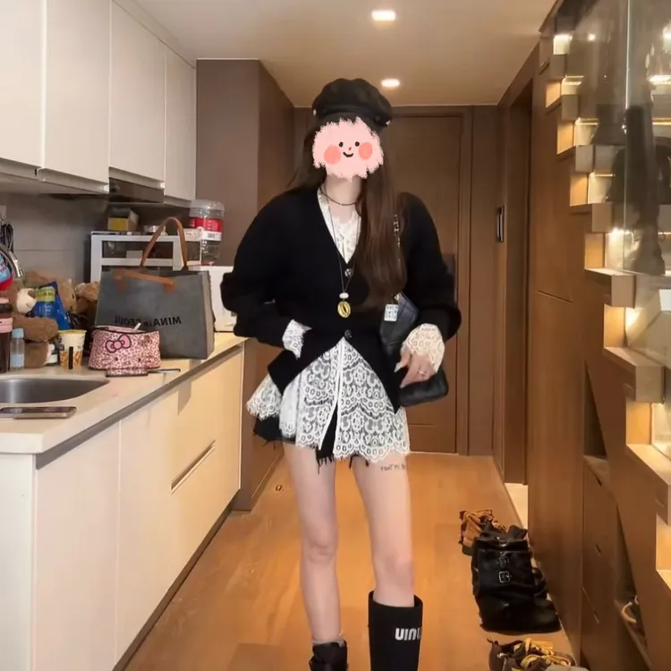 韩系设计感掐腰开叉针织开衫女秋冬季宽松叠穿蕾丝长袖打底两件套