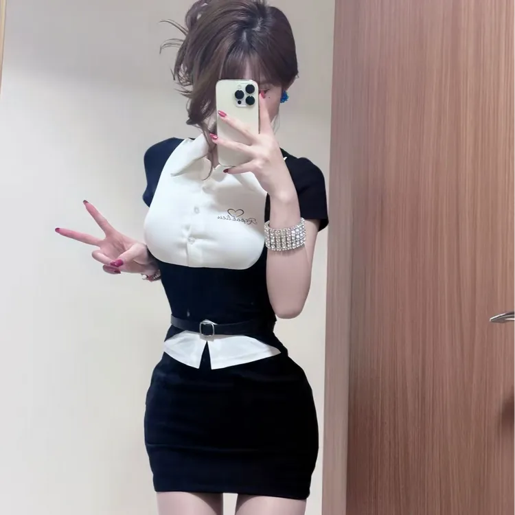 IQCQ黑白假两件拼接女夏季气质辣妹收腰修身上衣黑色包臀裙套装