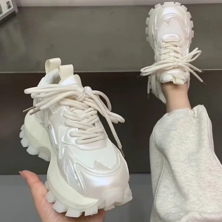 欧洲站时尚珠光系带厚底松糕老爹鞋女显瘦小蛮腰运动鞋小白鞋女鞋