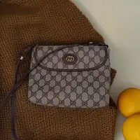 95新 GUCCI/古驰 单肩包 30479