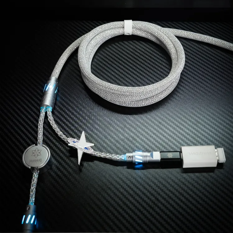 花火-Esprots 一拖二电竞线跑满8K磁轴机械轴键盘数据线
