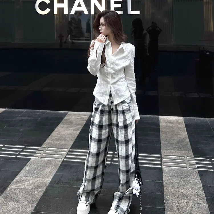 白色衬衫女2025夏季爆款法式上衣时尚气质高级感轻奢减龄洋气衬衣