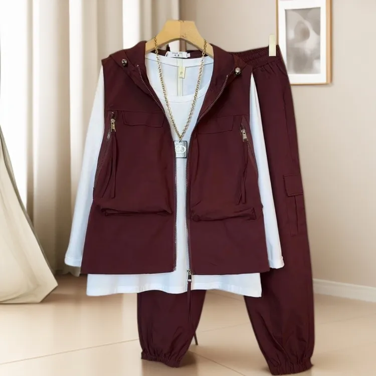 大码女装早秋新款时尚套装女韩版洋气连帽马甲宽松多巴胺服装女