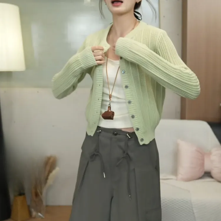 早春短外套春季新款修身显瘦针织衫LK2502039