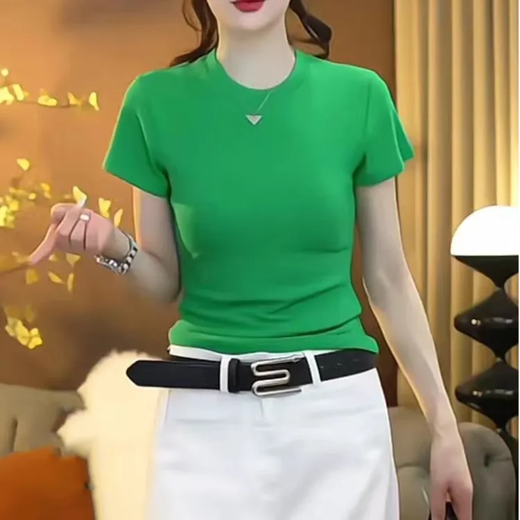 高端欧货纯色百搭正肩短袖T恤女2025夏新款修身显瘦绿色上衣体恤