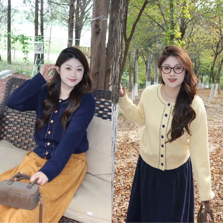 裂渡宣宣【在逃公主】微胖大码女冬时尚百搭撞色线圆领毛衫ZY508A92