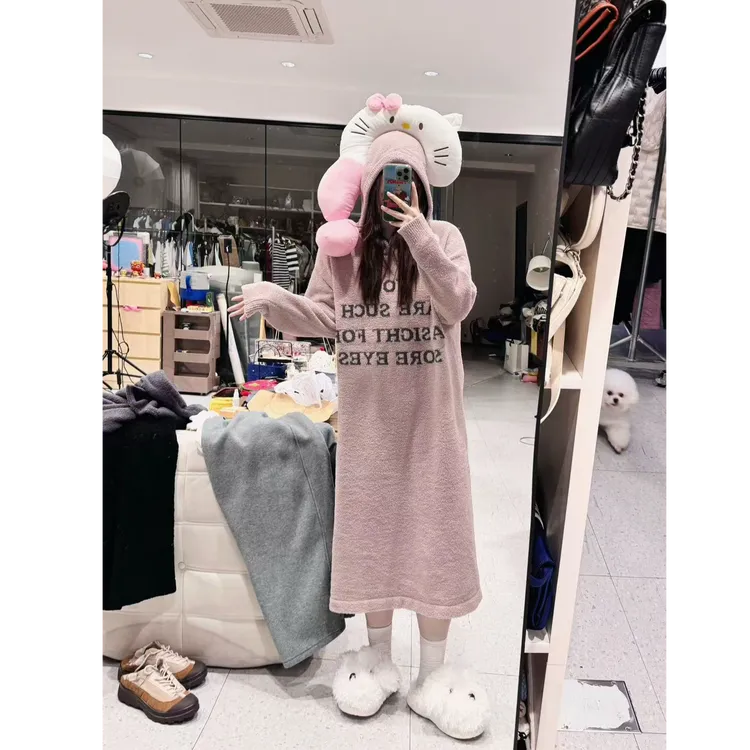 晶咕【可以外穿的睡裙！】软糯字母图案连帽宽松睡衣连衣裙