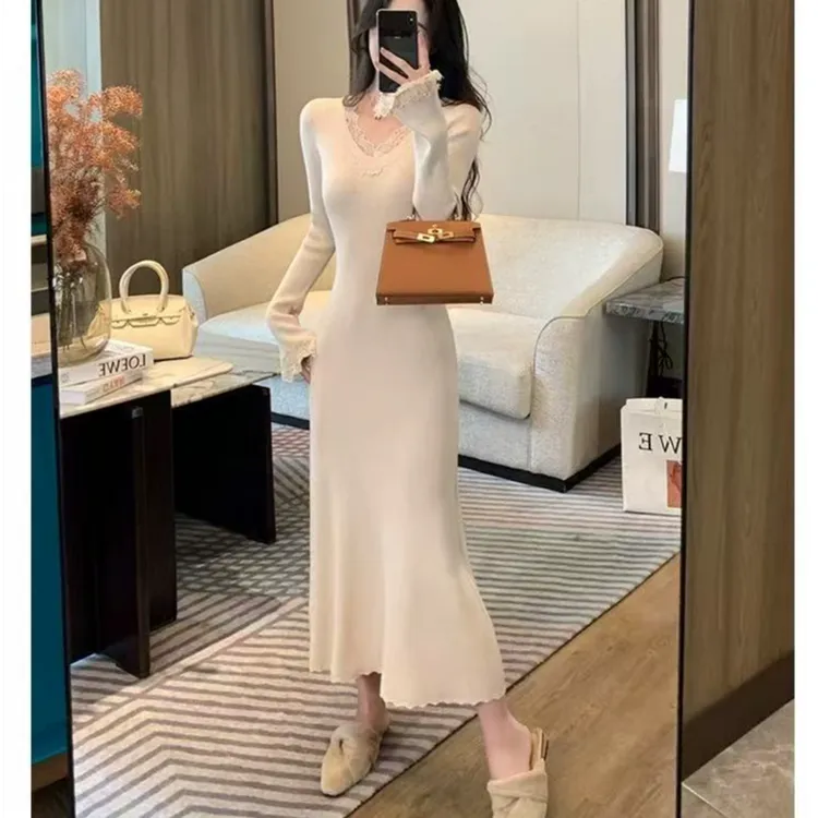 mulisha/穆丽莎 蕾丝拼接针织连衣裙女v领瘦气质毛衣内搭长款裙