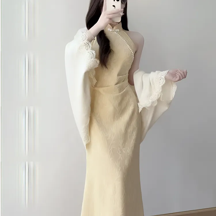 全包边旗袍2025新款夏季少女年轻高端修身挂脖袍新中式