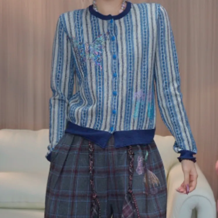 TCH私服秋款慵懒风烫钻时尚淑女蓝色针织开衫T75C43E5057X轻奢tch