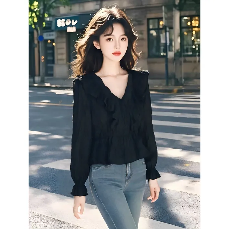 黑色显瘦衬衫春装女2025年新款爆款小衫独特超好看荷叶边v领上衣