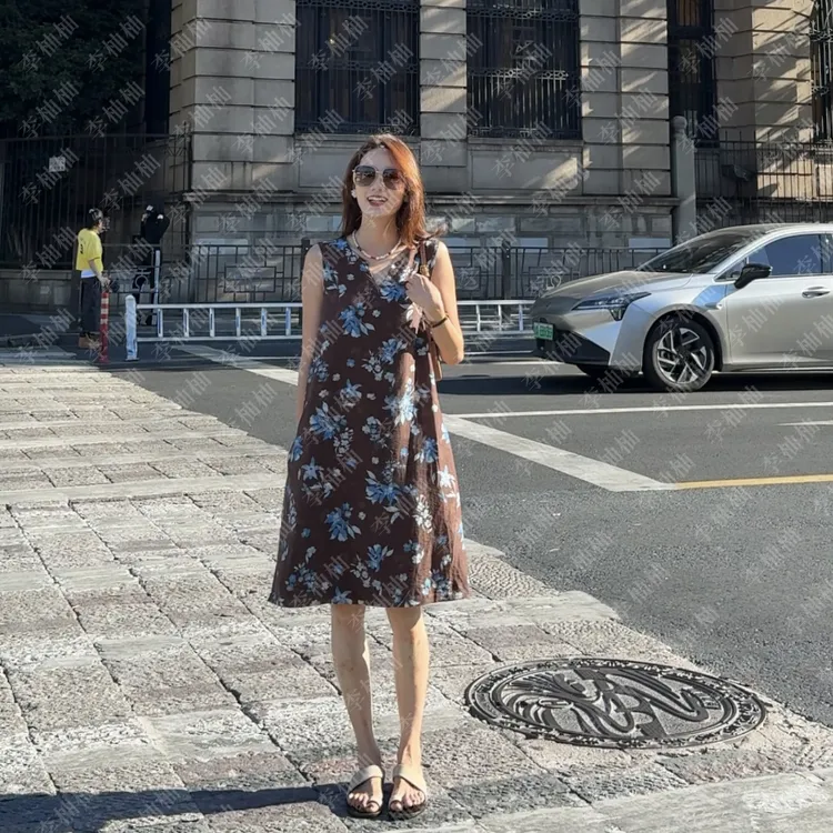 （青花叙意）夏季新款气质简约复古印花V领背心裙W075