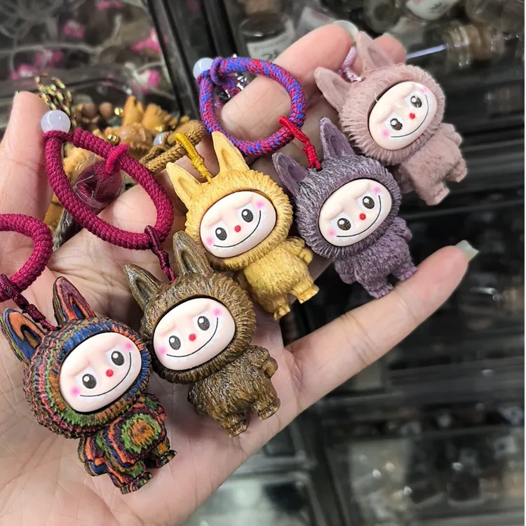木雕拉布布挂件可爱迷你公仔潮玩手办模型摆件汽车钥匙扣挂件装饰