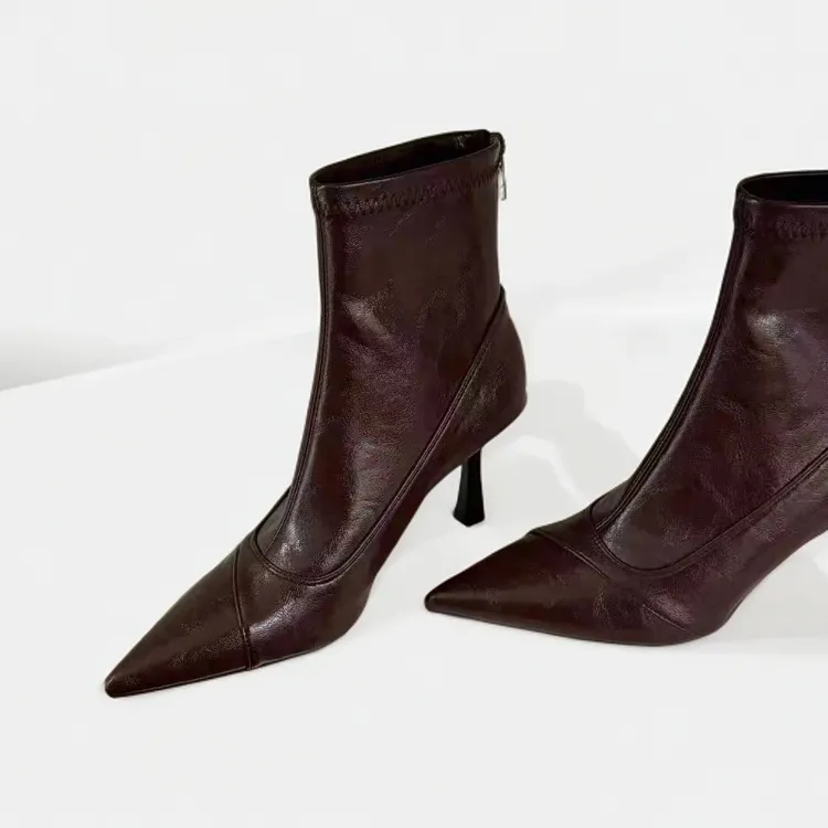 韩版软皮显瘦细跟尖头女靴短筒高跟鞋时装靴后拉链法式瘦瘦女短靴