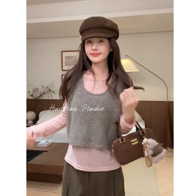 【花花】洛可可~韩系纯色休闲打底衫+软糯吊带针织背心两件套