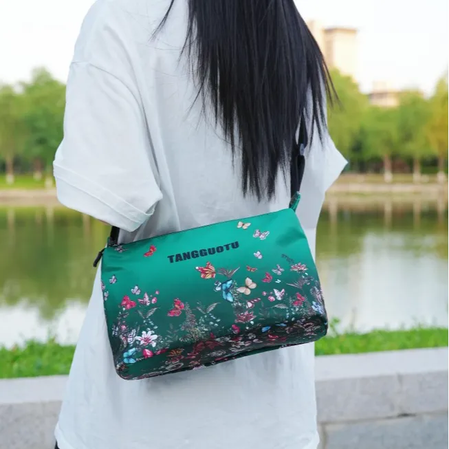 新款三层多层百搭通勤女士斜挎包新款时尚2025单肩大容量国风休闲