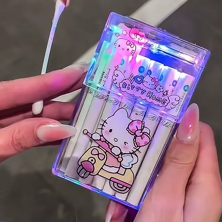 凯蒂猫跑马灯充电烟盒打火机一体20支整包通用烟盒打火机一体机