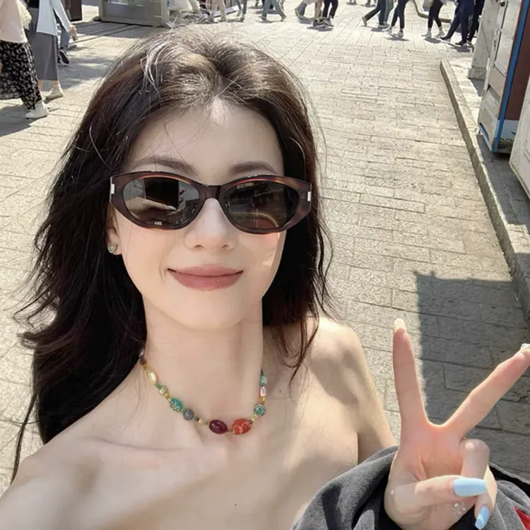 2025新款复古猫眼遮阳墨镜女潮流高级感辣妹旅游防紫外线太阳眼镜
