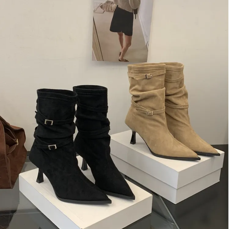 尖头细跟绒面法式瘦瘦短靴时装扣带卡其色中筒褶皱堆堆靴女高跟鞋