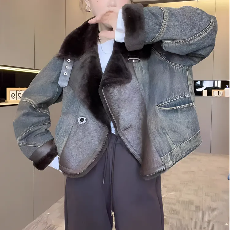 流行时尚潮牌女装毛皮草拼接复古牛仔棉服女冬季保暖加绒加厚外套