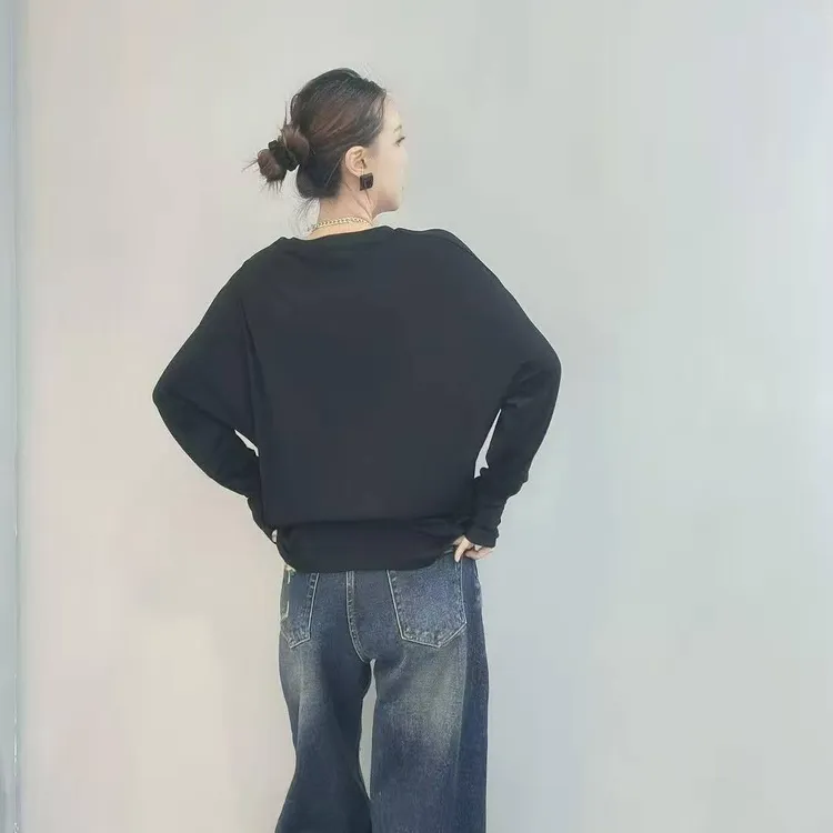 女衫秋季舒适设计师风常规韩版薄款纯色黑色宽松型女装圆领极简