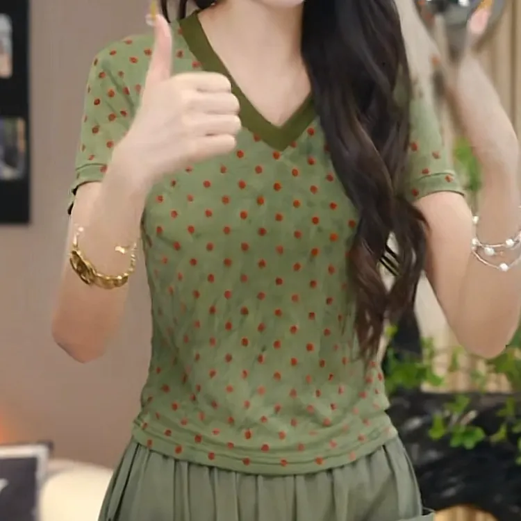 V领撞色百搭时尚设计收腰显瘦短袖上衣2025年夏季新款潮流爆款T恤