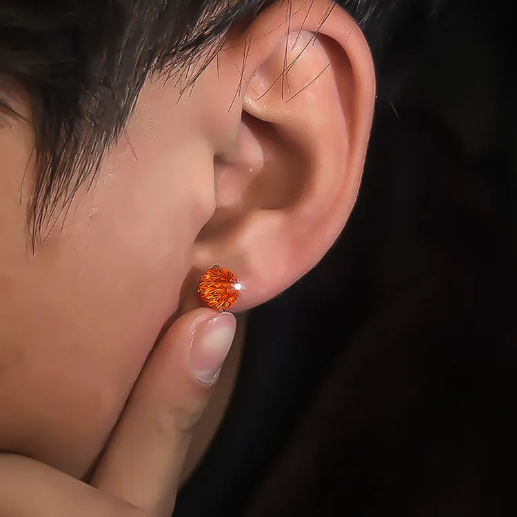 钛钢锆石耳饰 爆闪锆石耳钉男耳环女同款高级感养耳洞黄色耳饰