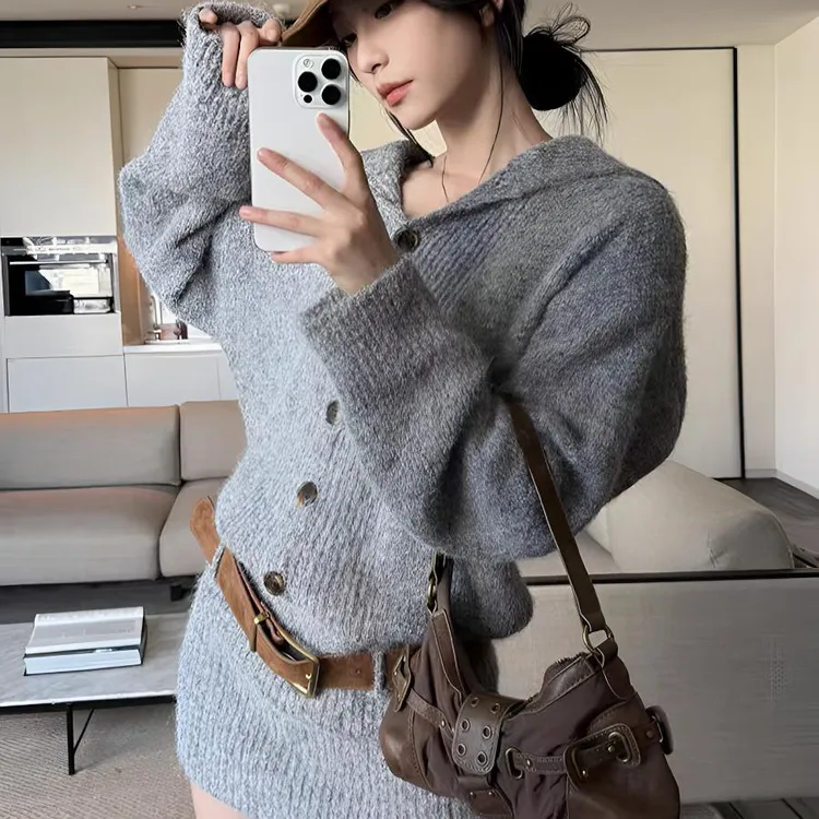 送腰带高级感海军领中长款连衣裙女秋冬新款宽松针织衫毛衣包臀裙