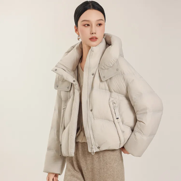 高端加厚连帽羽绒外套2025年冬季90白鸭绒长袖短款时尚女士羽绒服