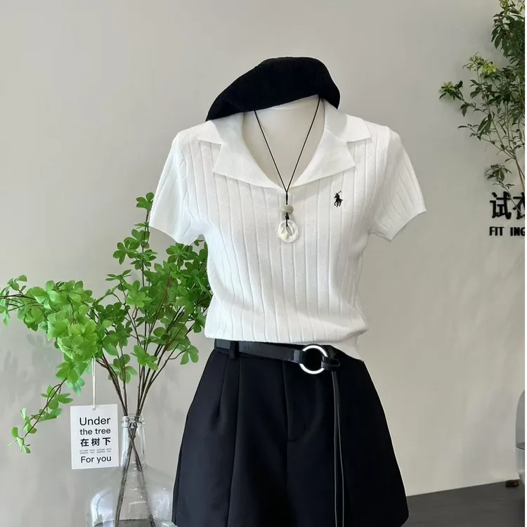 【纯白女孩】韩系学院风刺绣百搭显瘦短袖上衣-1016