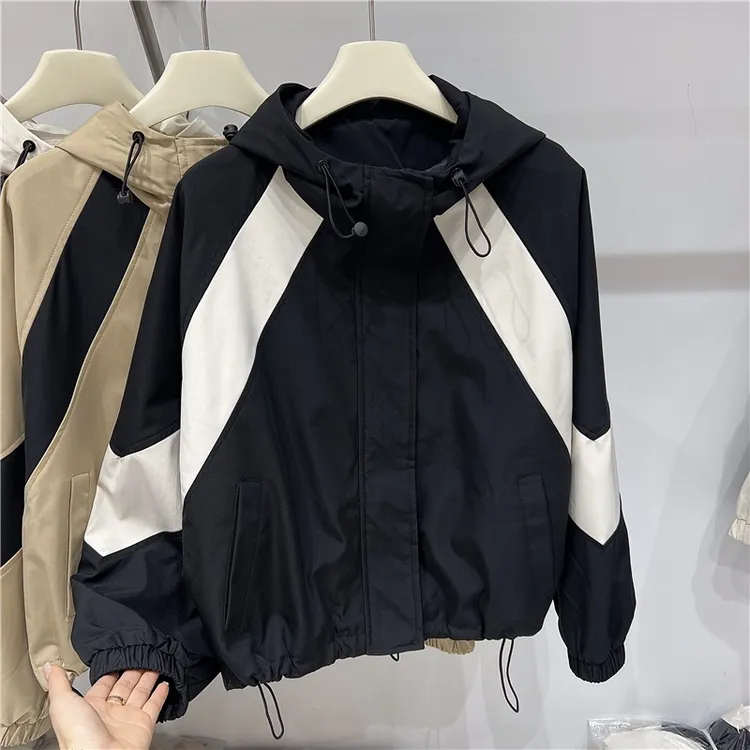 春季拼色小个子连帽冲锋衣外套女夹克上衣设计感工装棒球服休闲商品图