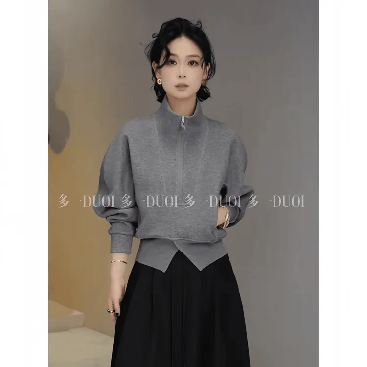 多一“立领卫衣”2025秋季倒三角螺纹松紧开叉半拉链立领长袖卫衣